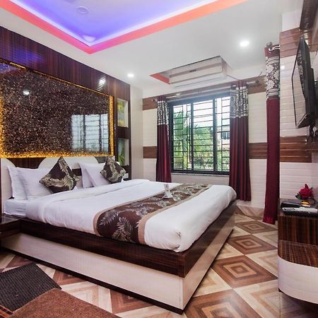 Oyo 16064 Tirupati Lodge Siliguri Εξωτερικό φωτογραφία